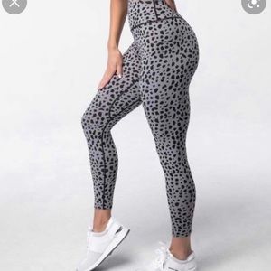 Vitality/ Balance Kingdom Ascend Snow Leopard